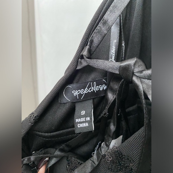 Ladies Speechless Sequin Dress - Picture 5 of 5